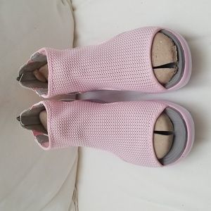 JBU sport mesh sandals - pink floral